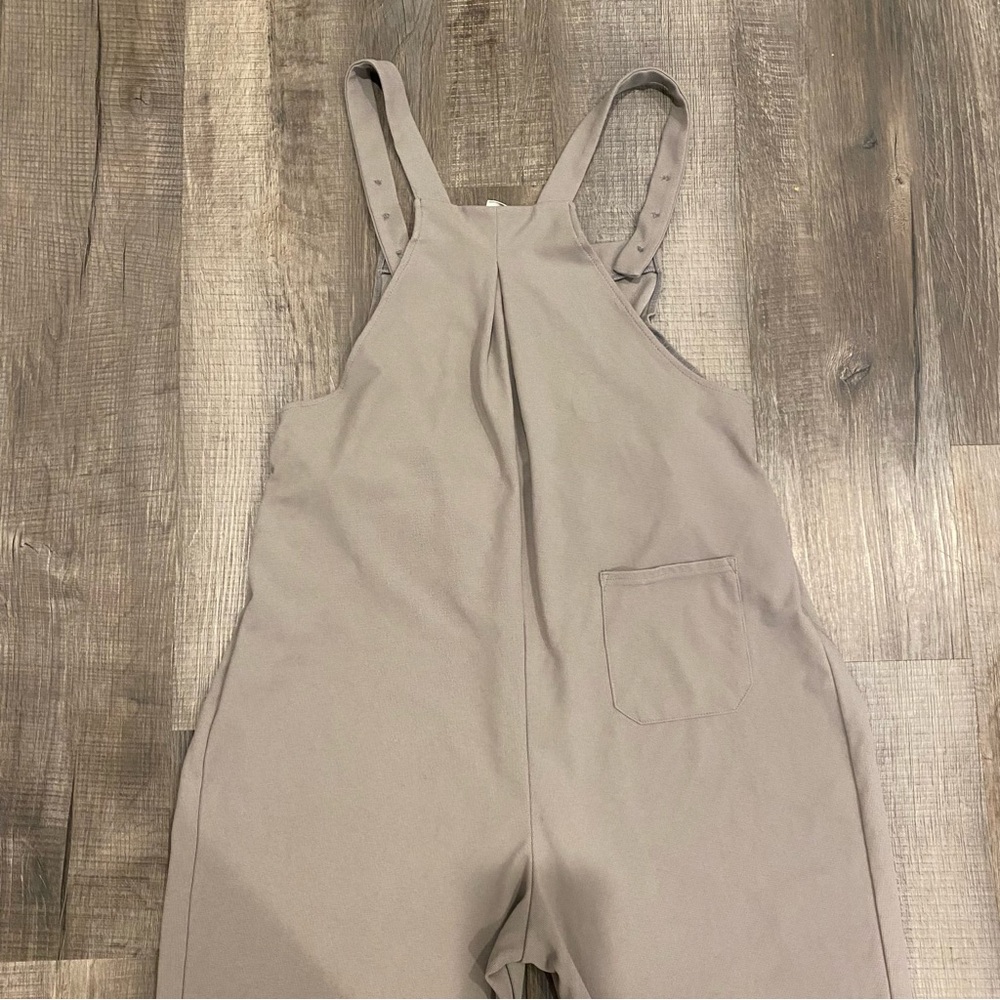 Halara Adjustable Strap Button Waffle Knit Wide L… - image 8